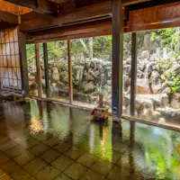 昼と夜で異なる趣をお楽しみくださいませ。