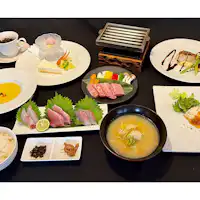 ดินเนอร์ฟูลคอร์สเมนูหลักเนื้อวากิวโทตโตริ