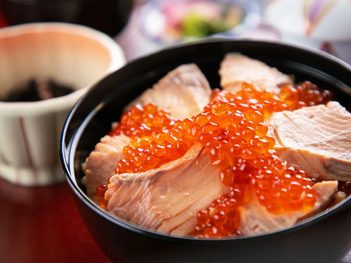 鮭といくらの“はらこめし”