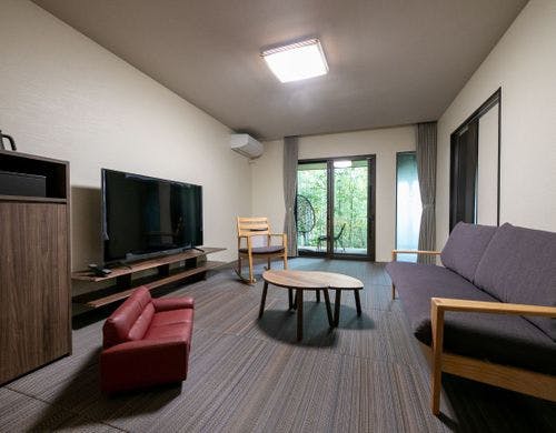 霞1階天然温泉信楽焼