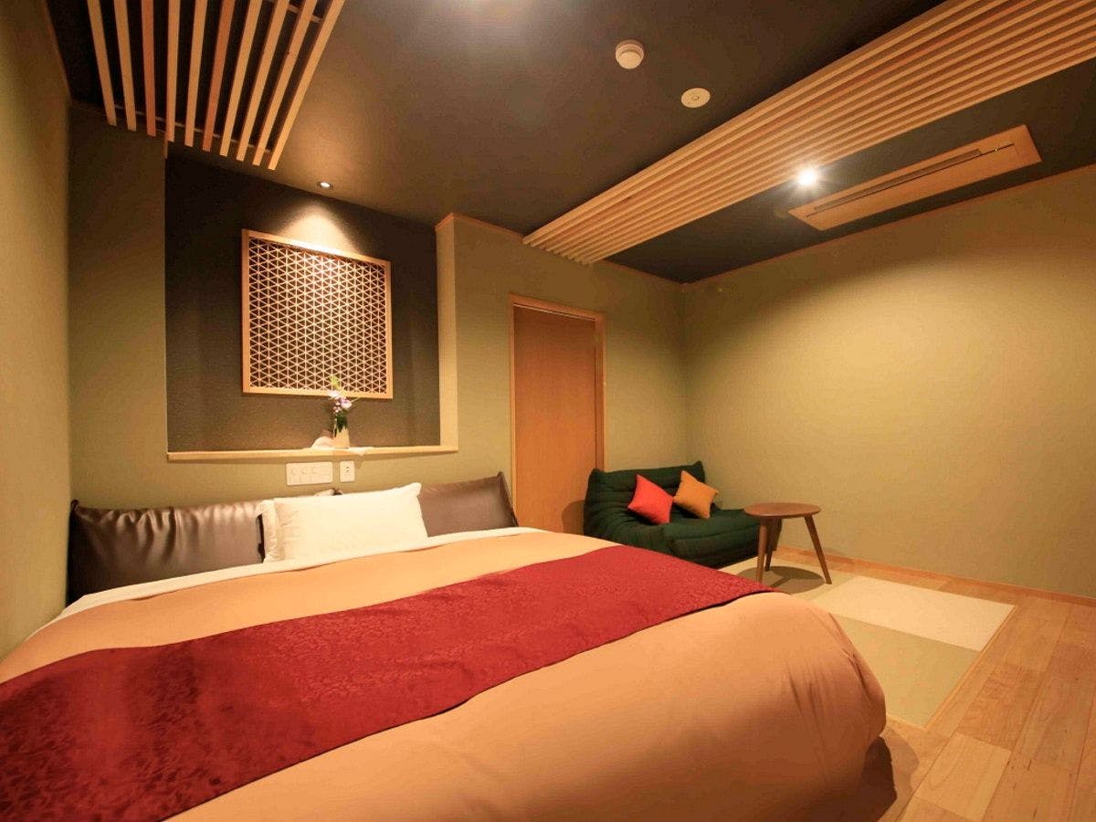 高品質のベッドマット「サータ」を使用