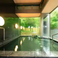 大きな窓が印象的