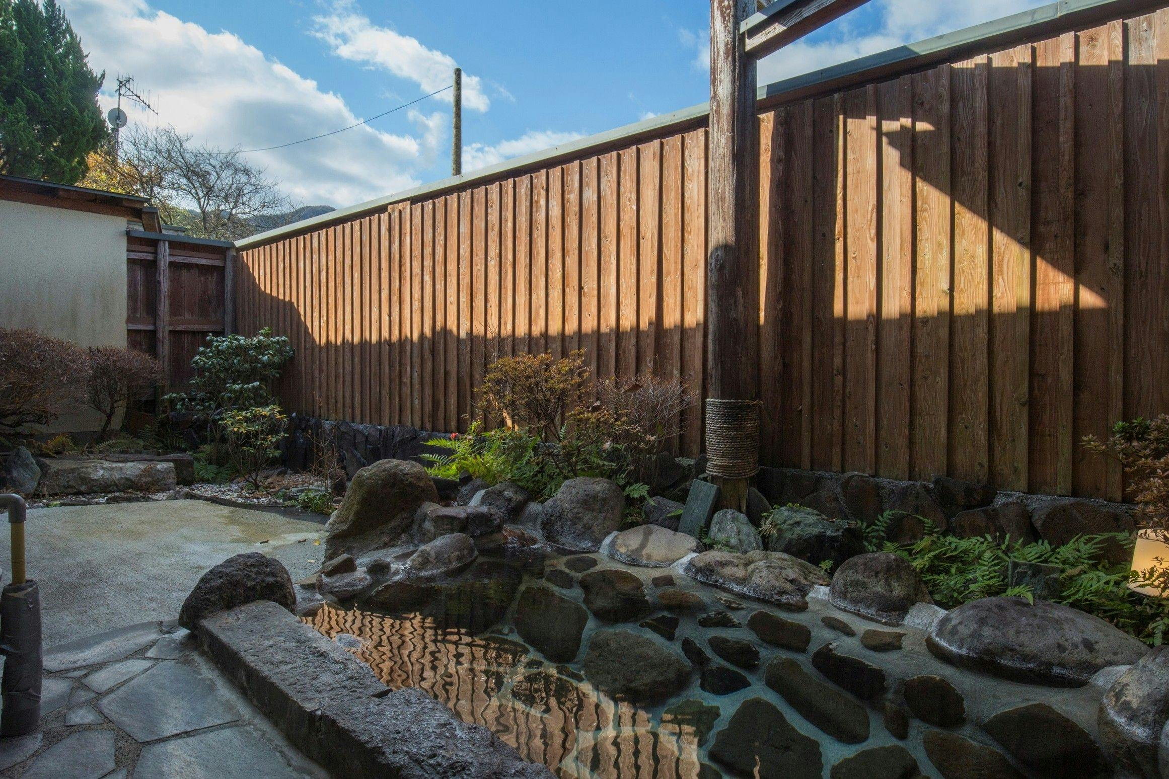 南阿蘇俵山温泉　旅館　竹楽亭
