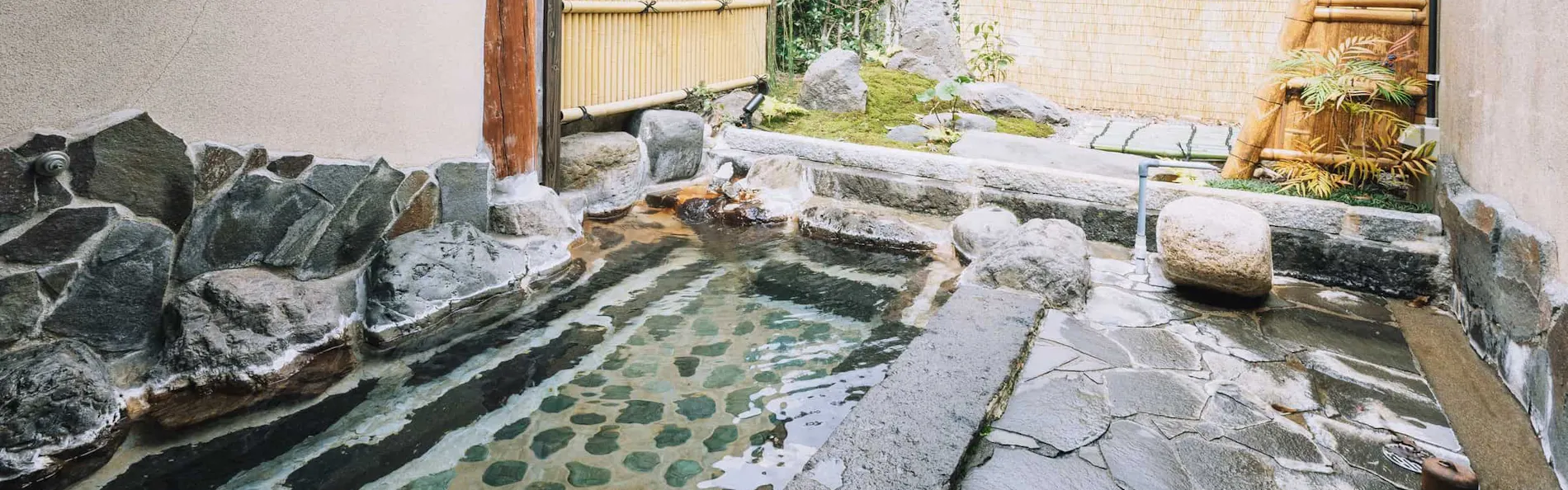 南阿蘇俵山温泉 旅館 竹楽亭