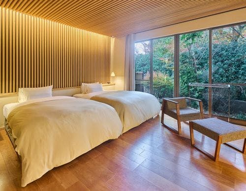 【和洋室】洋室ツイン10畳＋和室8畳