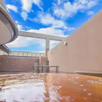 Mata air panas alami Rokkō no Yu