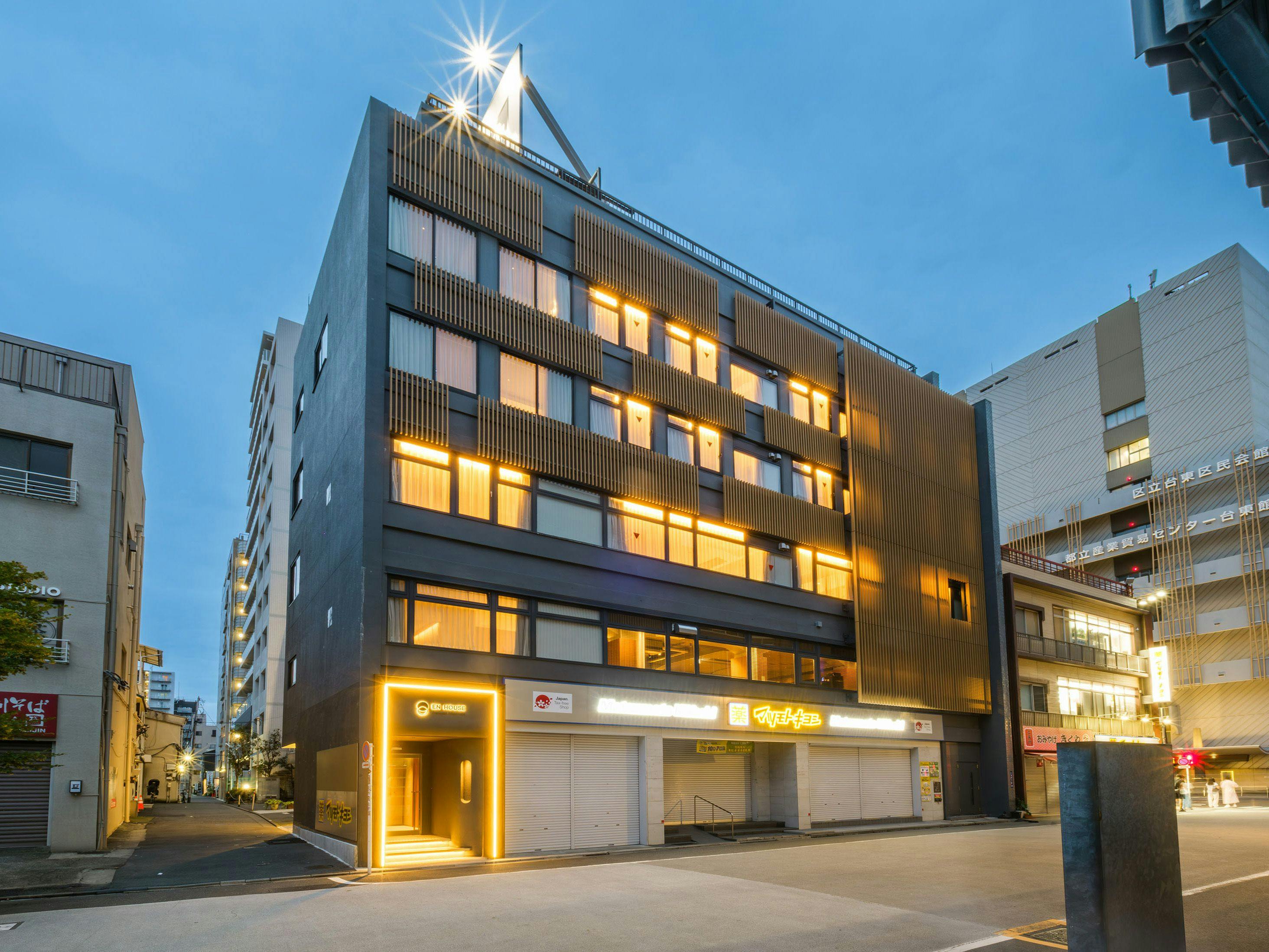 EN The HOUSE Asakusa Nitenmon