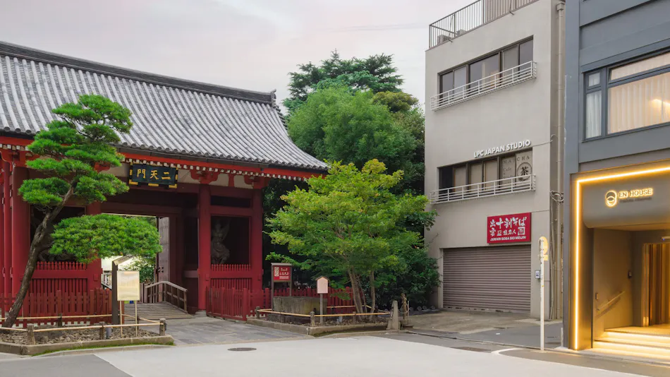 EN The HOUSE Asakusa Nitenmon