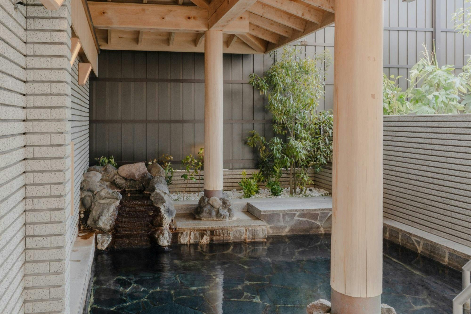 【露天風呂】大洗温泉を引水