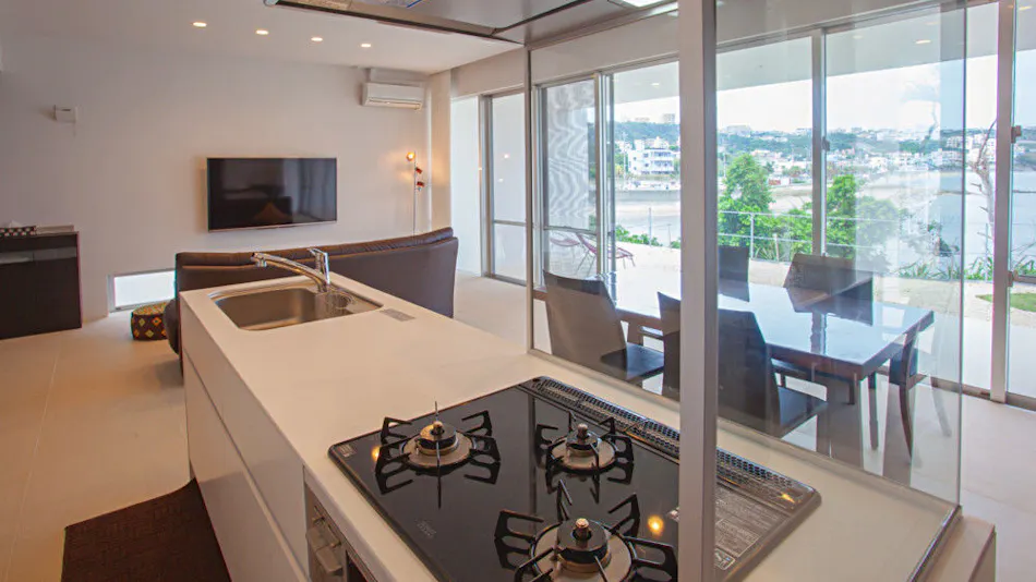 Kariyushi Condominium Resort Maeda Base