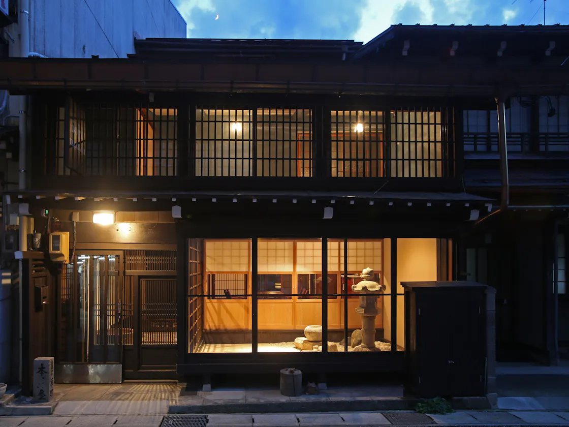 IORI TAKAYAMA