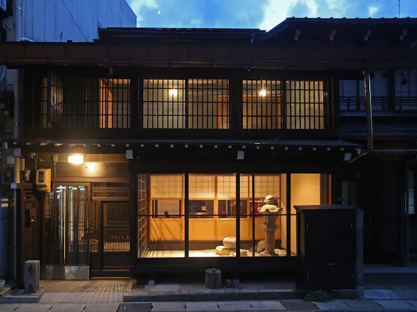 IORI TAKAYAMA