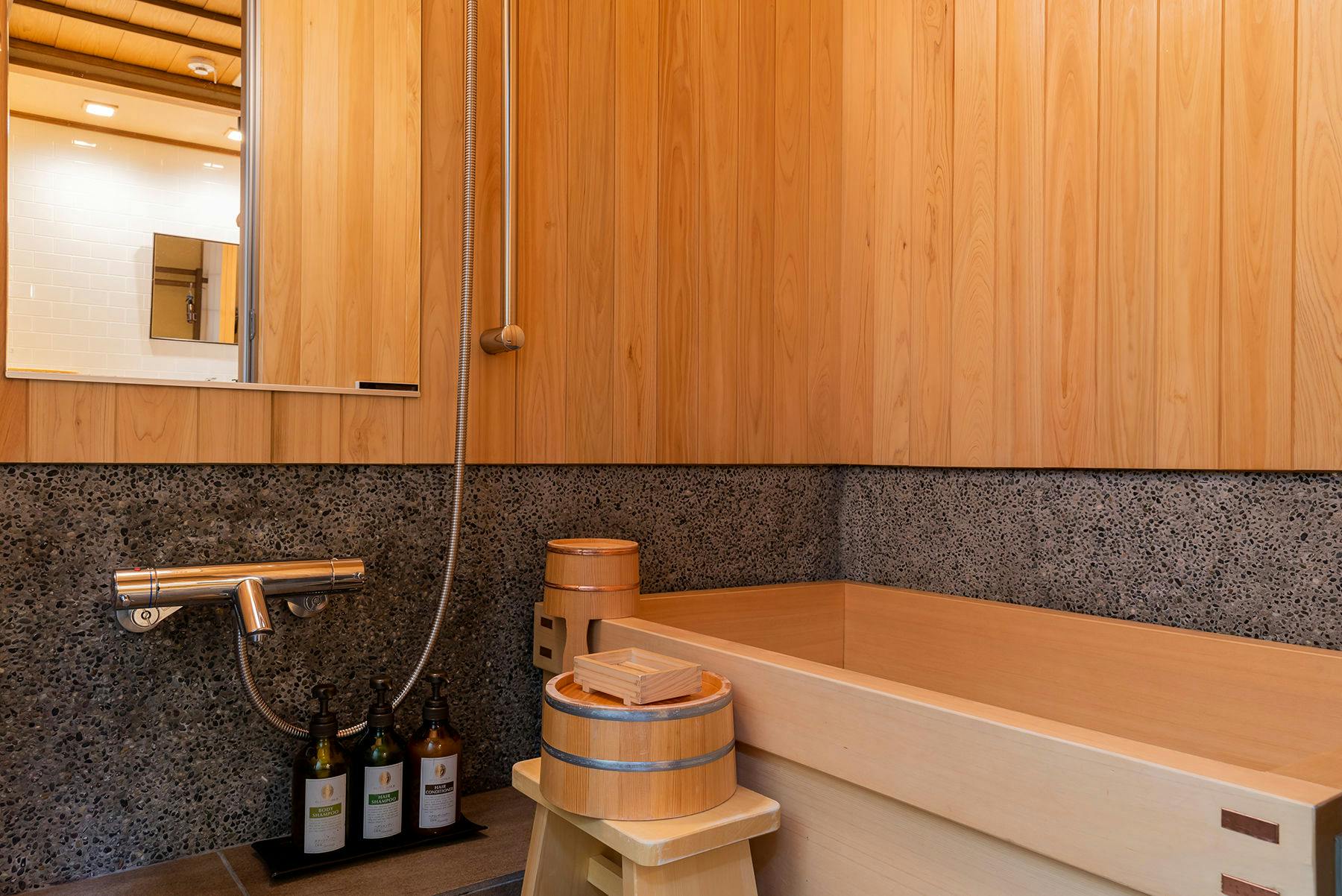 ห้องน้ำอิจิโจ คาริน