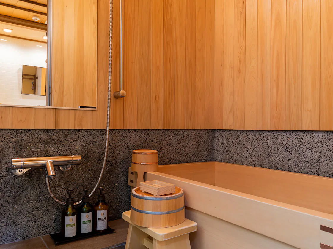 一条かりん浴室