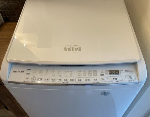 洗濯も乾燥も可能な洗濯機が備えています。