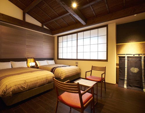 ホテル楽々庵　正面