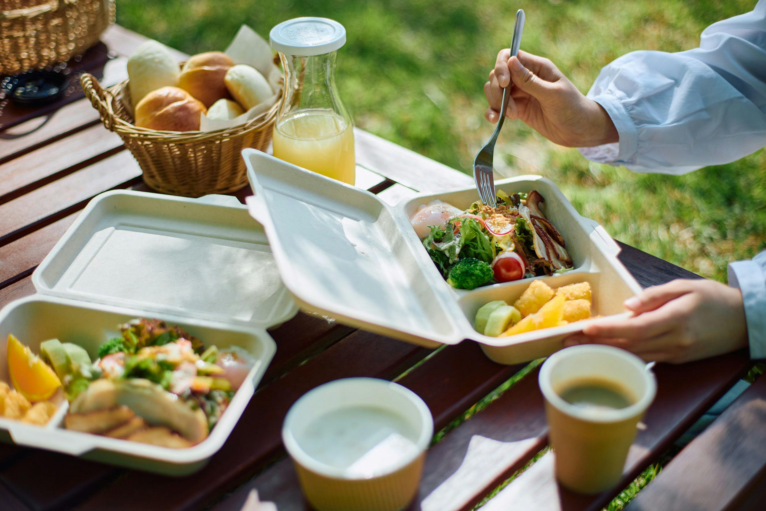 お部屋にお持ちする朝食バスケット