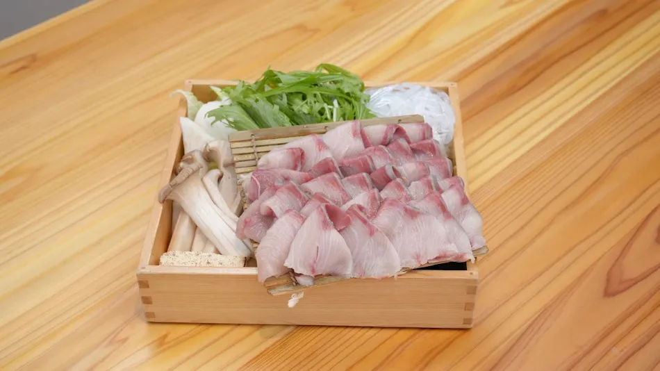 Kyomachiya Yado Some SEN Toji Uomizu