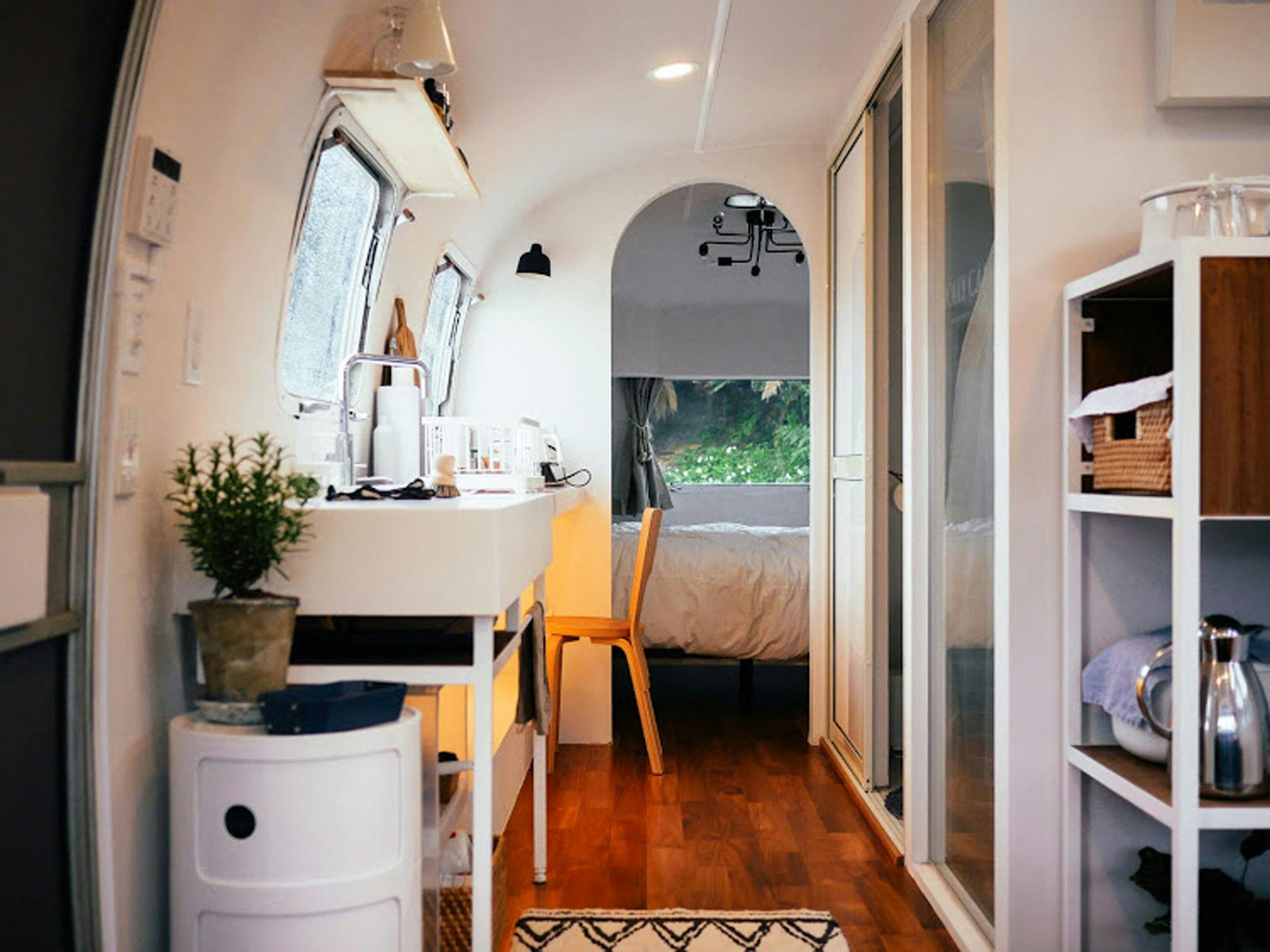 HOLLY CAMP　AIRSTREAM VILLA AMAMI