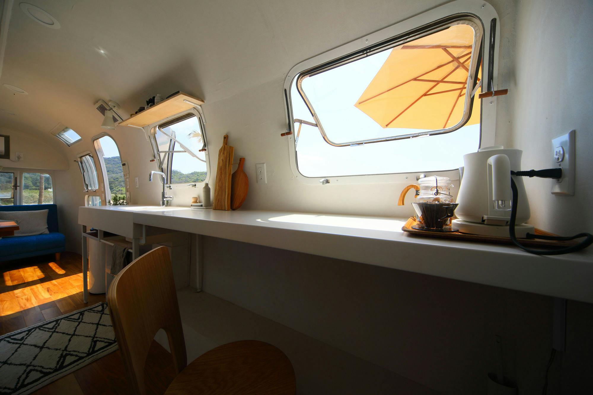 HOLLY CAMP　AIRSTREAM VILLA AMAMI