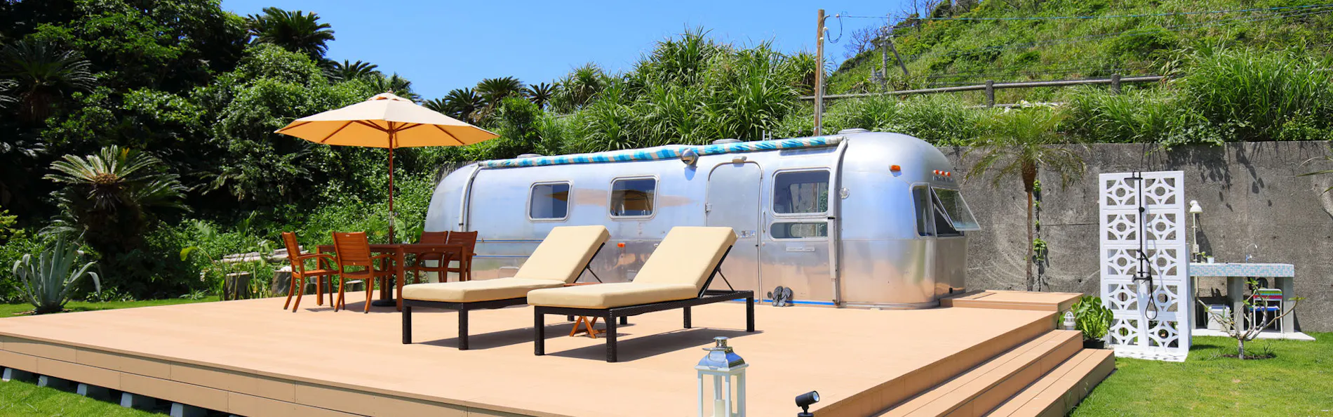 HOLLY CAMP AIRSTREAM VILLA AMAMI