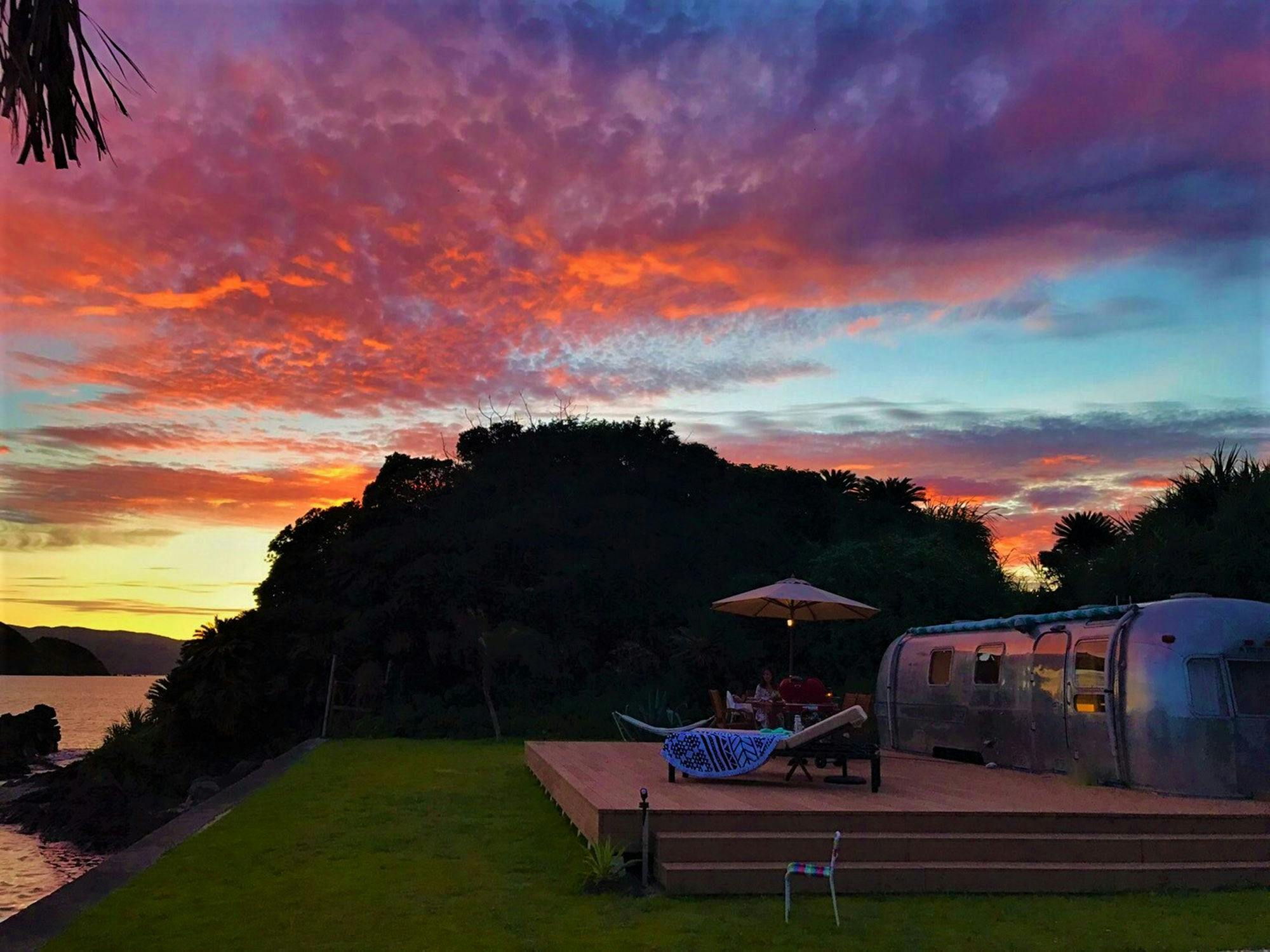 HOLLY CAMP　AIRSTREAM VILLA AMAMI