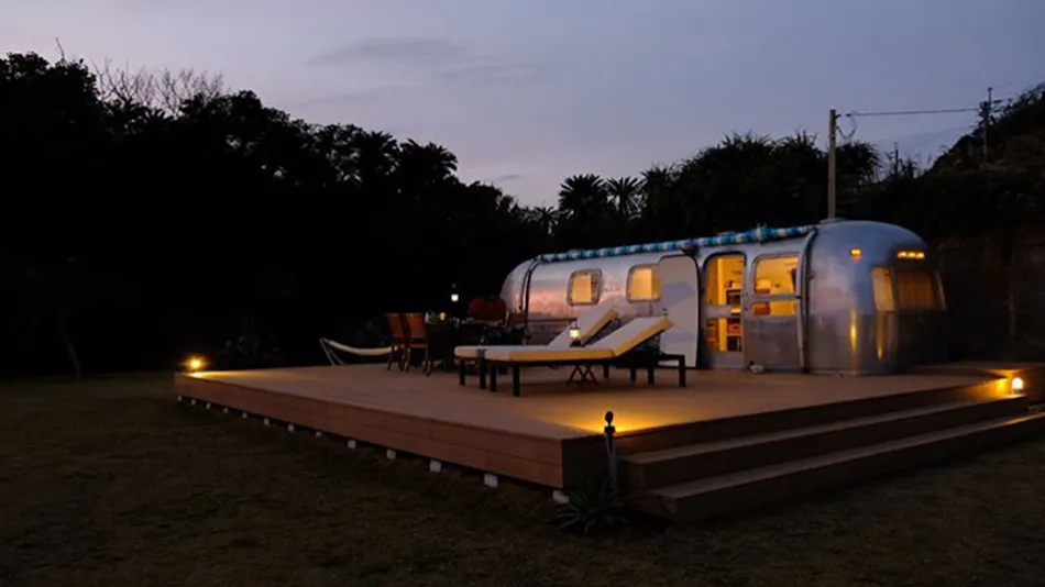 HOLLY CAMP AIRSTREAM VILLA AMAMI