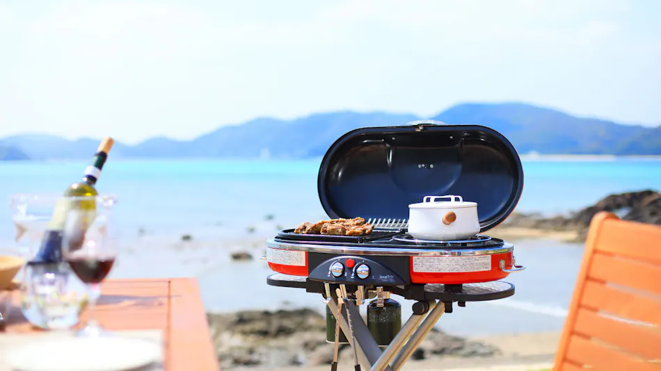 HOLLY CAMP AIRSTREAM VILLA AMAMI