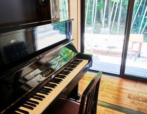 ご自由にご利用いただけるピアノです。