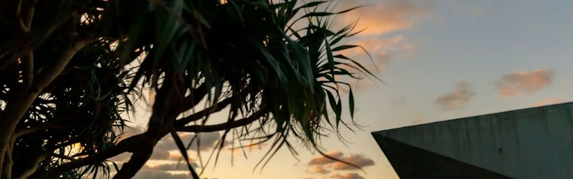 ヴィラリゾートホテル 伝泊 The Beachfront MIJORA