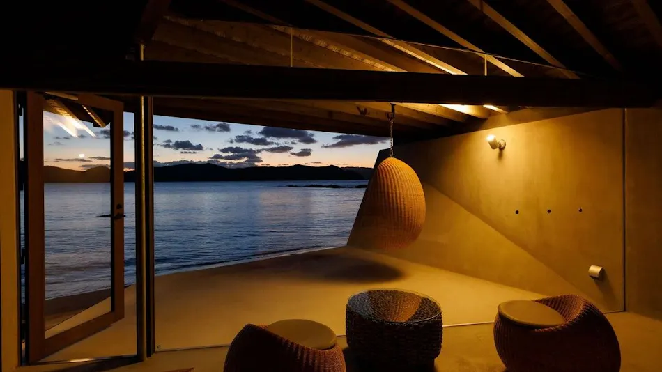 Villa Resort Hotel Denpaku The Beachfront MIJORA