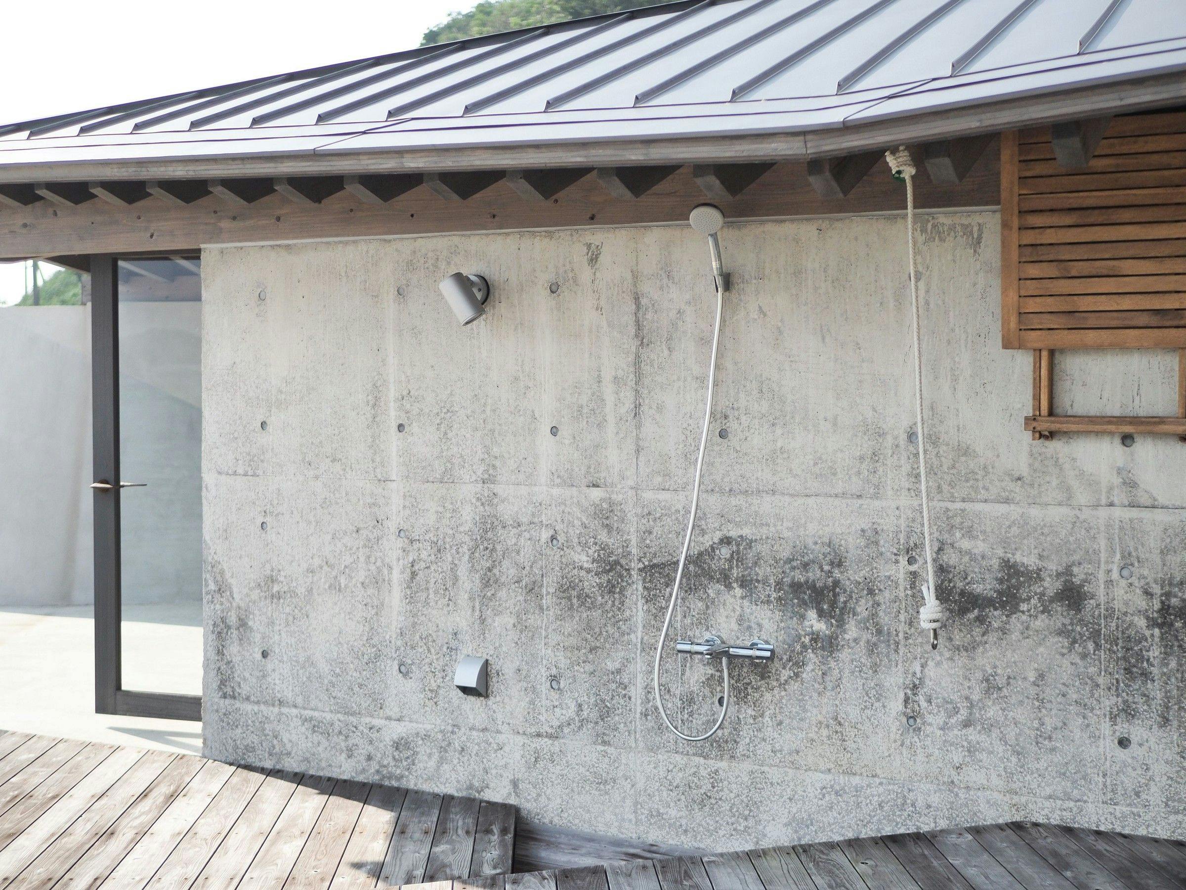 【施設】外シャワー