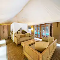 *【เต็นท์สวีท】