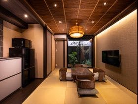 【京都駅の貸切り京町家の宿】紡 七条堀川