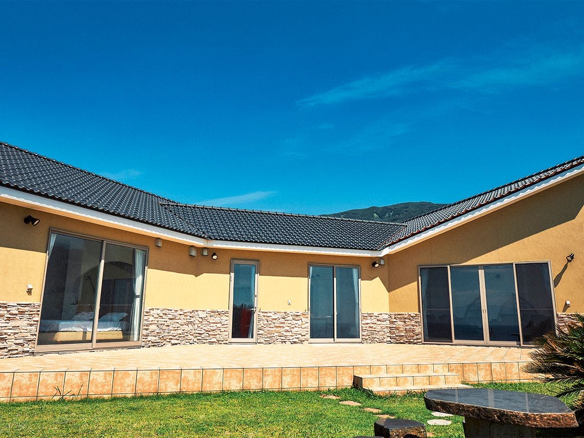 Resort villa miko