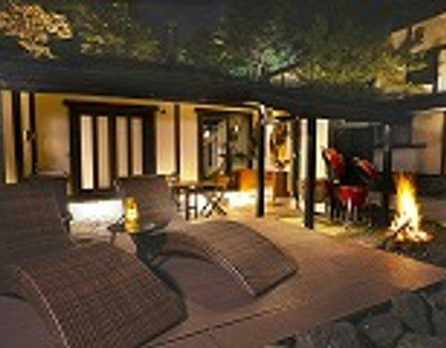 夜のVILLA