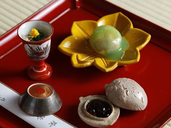 【すみや青花】【2食付】200年の歴史を持つ精進料理料亭<角正>の夕食と人気の朝食付きプラン
