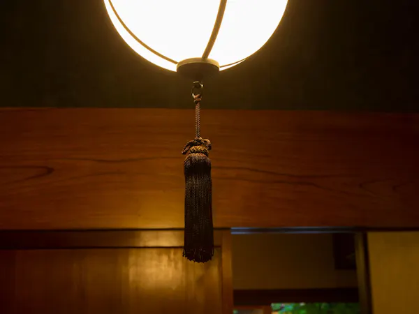 吊り灯具