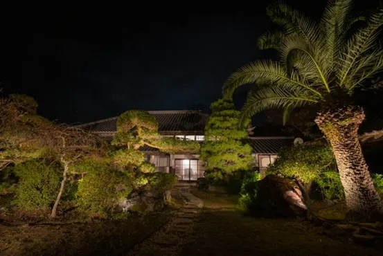 庄屋の里古民家たなか 夜
