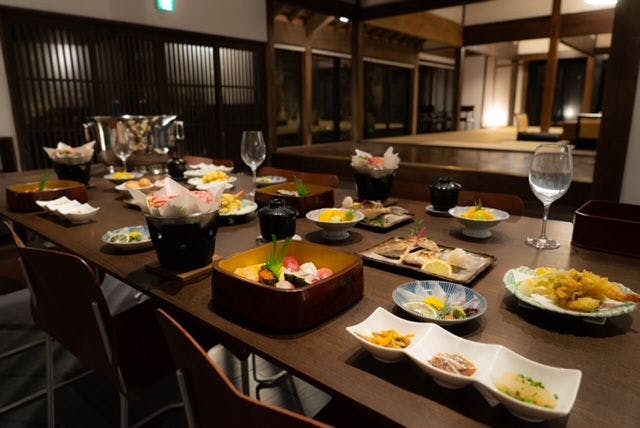 庄屋の里古民家たなか　食事イメージ