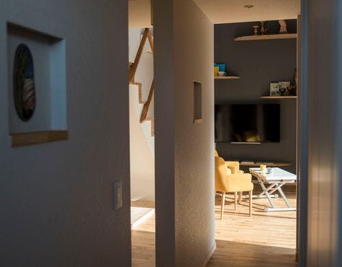 second 玄関からリビング