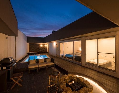 second 夕方の中庭