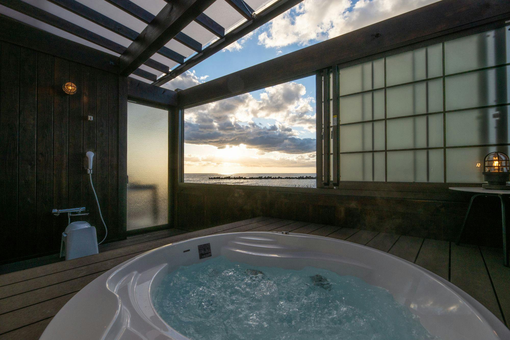 露天風呂ジャグジー