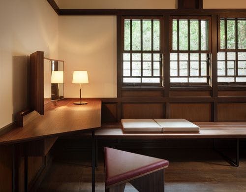 東側(小寝室)荷物置き場、メイクルーム