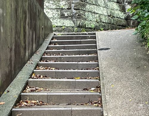 加地邸案内看板