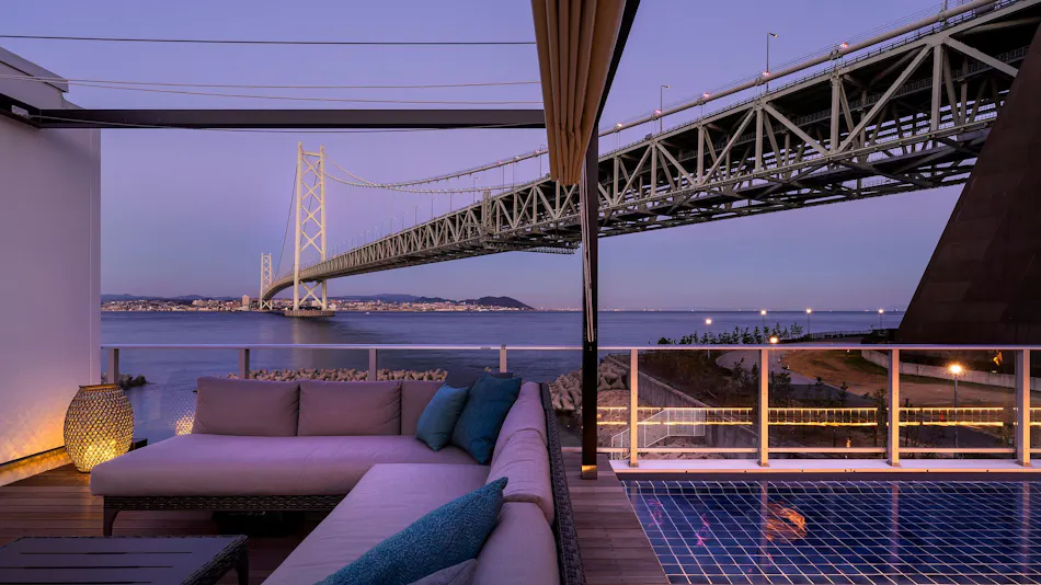 Awaji Island Glamping Beach Villa Sazanami