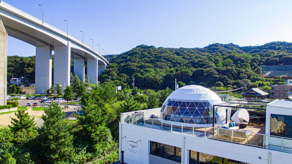 Awaji Island Glamping Beach Villa Sazanami