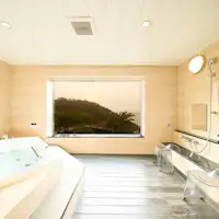 อ่างจากุซซี่