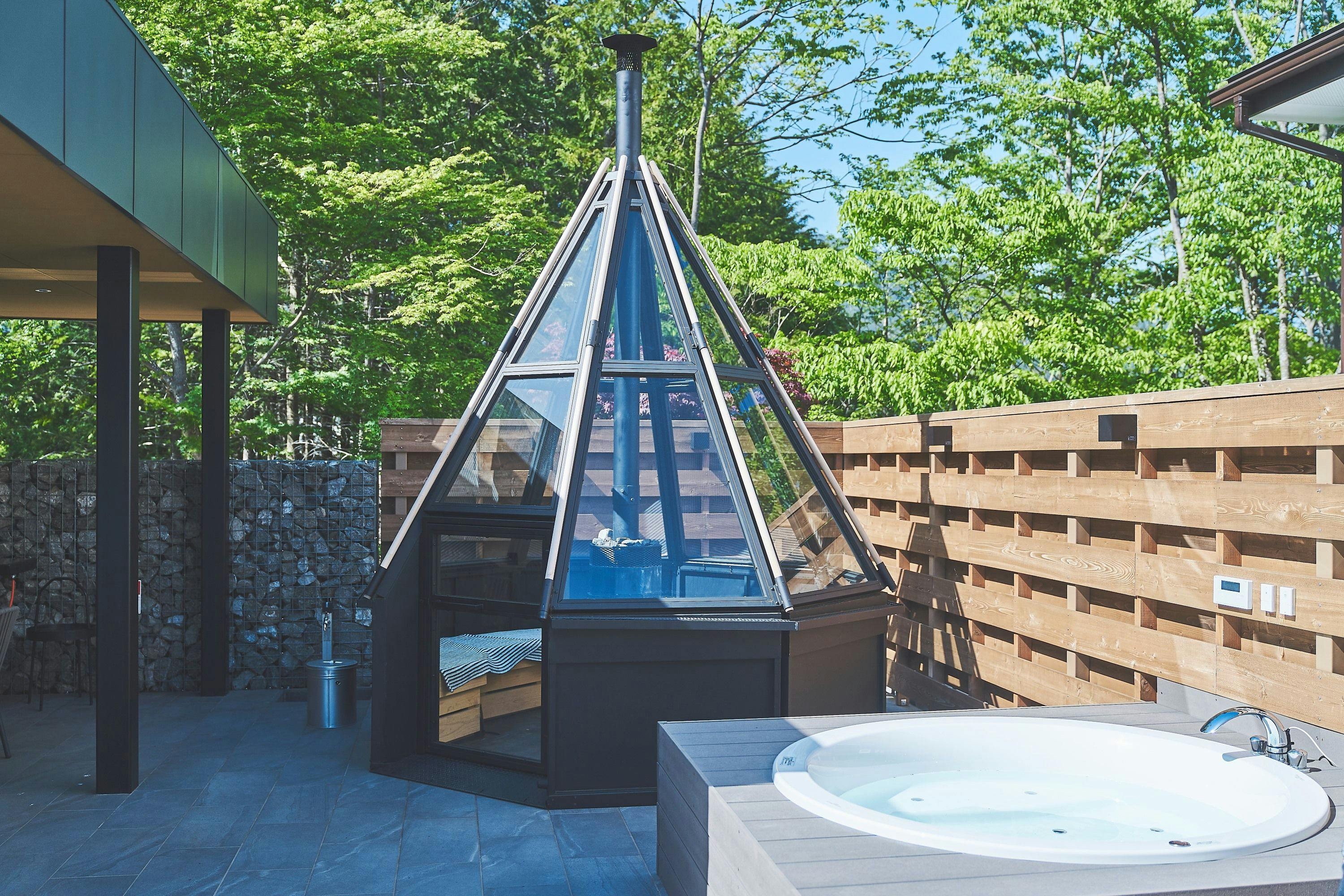 ซาวน่ากระจก