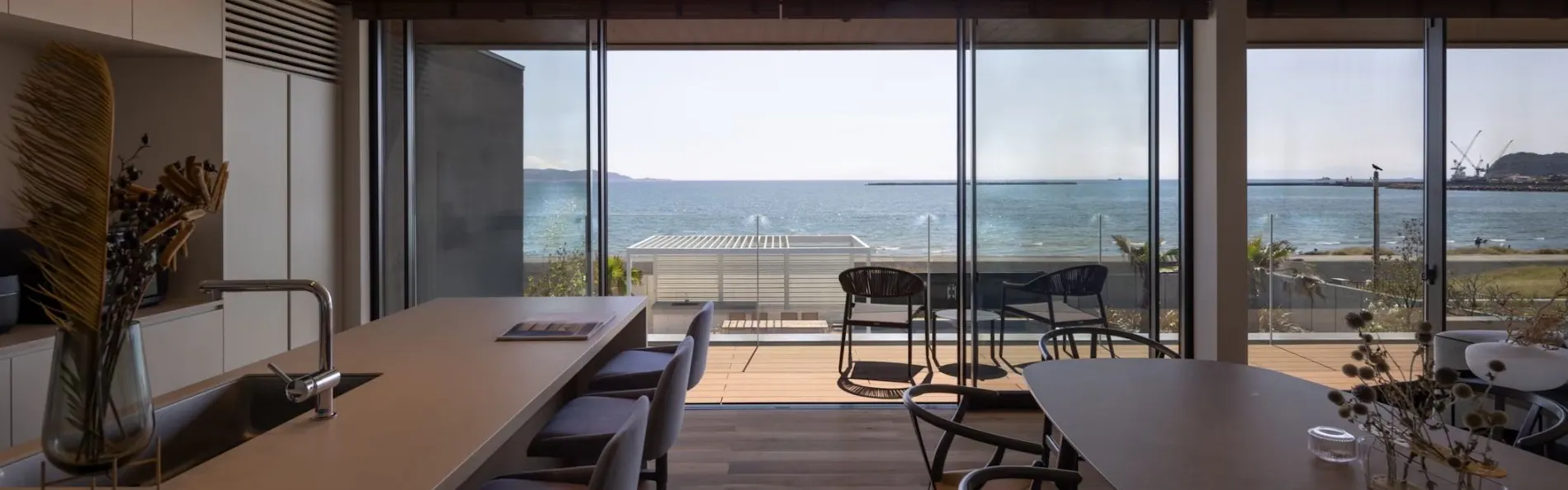 GIFTHOUSE 館山 那古海岸